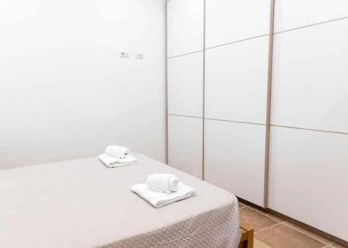 Rione Monti 2 Bedrooms 2 Bathrooms Appartement *