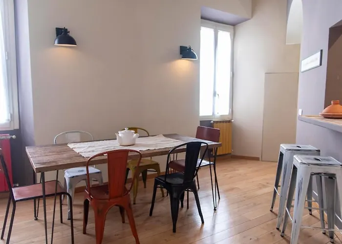 Daire Rione Monti 2 Bedrooms 2 Bathrooms Roma