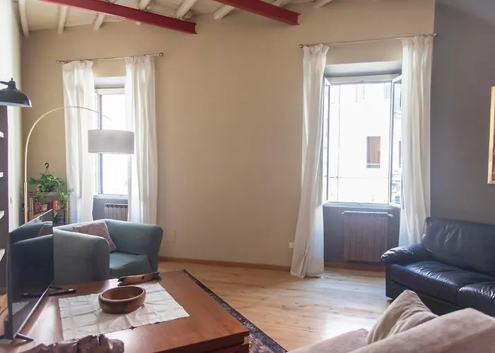 Rione Monti 2 Bedrooms 2 Bathrooms Apartament *