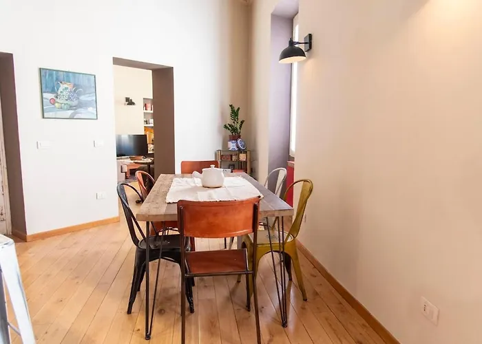 Rione Monti 2 Bedrooms 2 Bathrooms